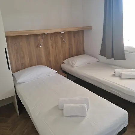 Holiday park Mobile Homes Lovisca Premium Jezera