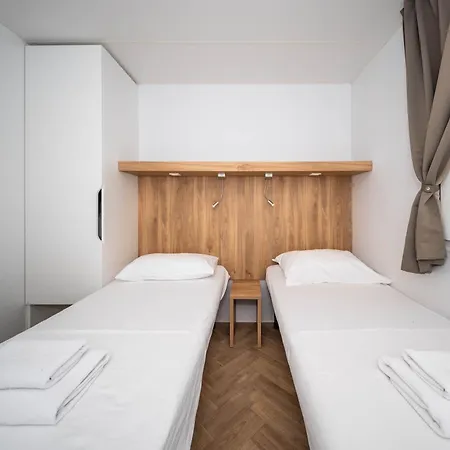 Mobile Homes Lovisca Premium * Jezera