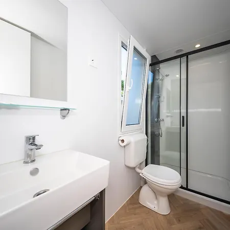 Mobile Homes Lovisca Premium 홀리데이파크 *