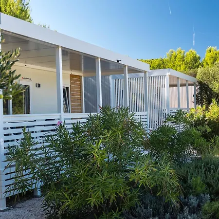 Mobile Homes Lovisca Premium Feriepark Jezera