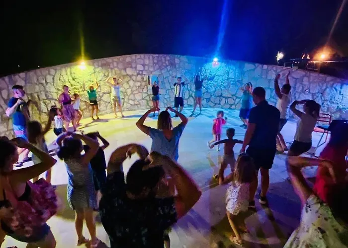 Mobile Homes Lovisca Premium Vakantiepark