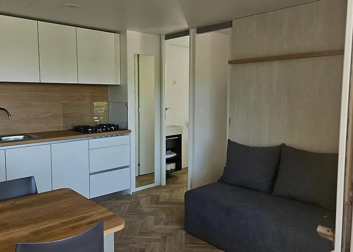 Mobile Homes Lovisca Premium פארק נופש *
