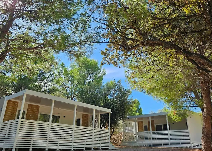 Mobile Homes Lovisca Premium * Jezera